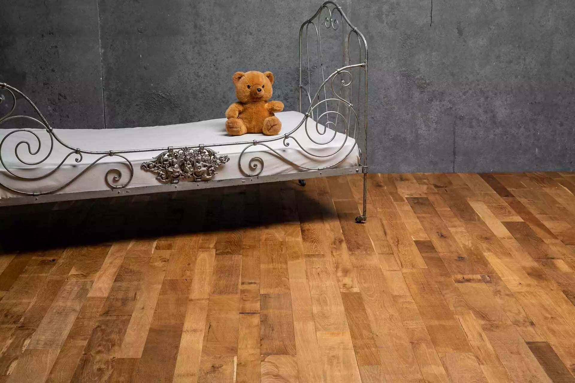 OILED ECOLOGICAL OAK - Image 0