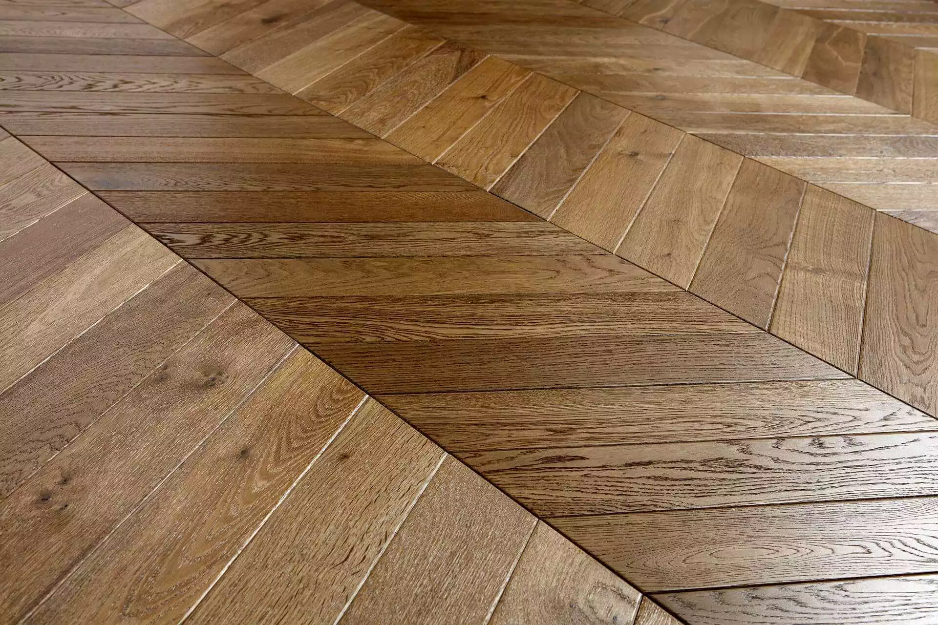 HERITAGE CHEVRON - Image 4