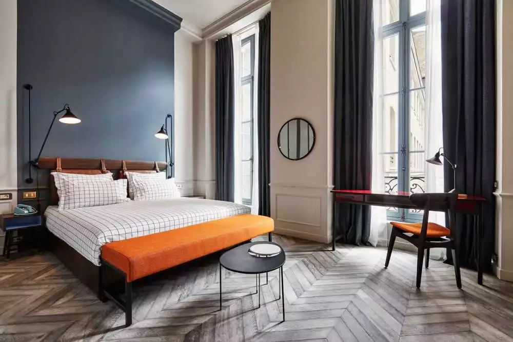 Parquet massif chêne Baton Rompu Marron Fume (PA4), parquet massif pas cher