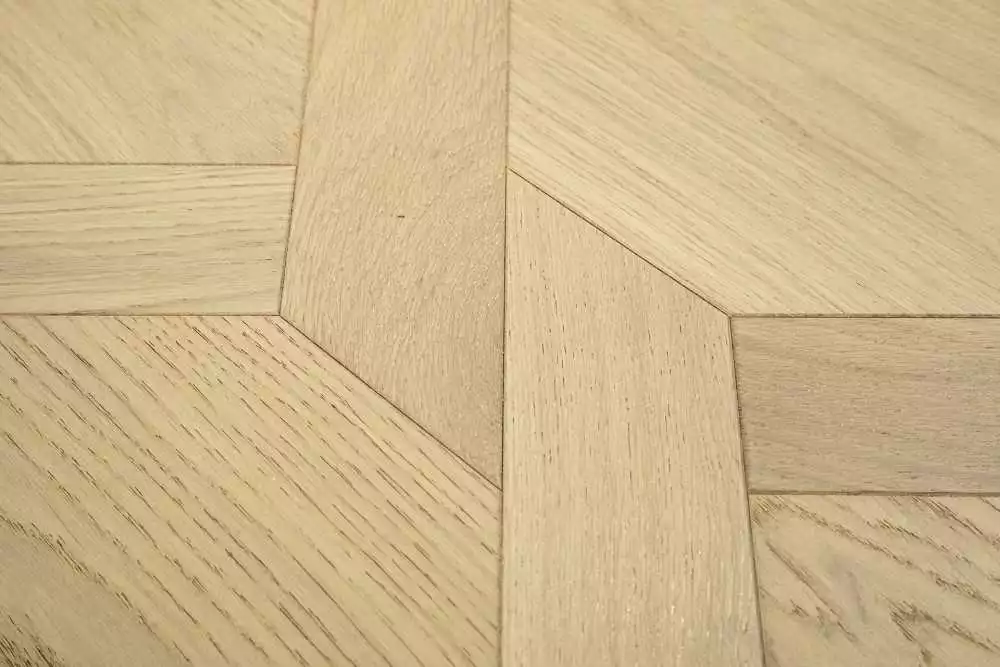 TRECCIA NUDE