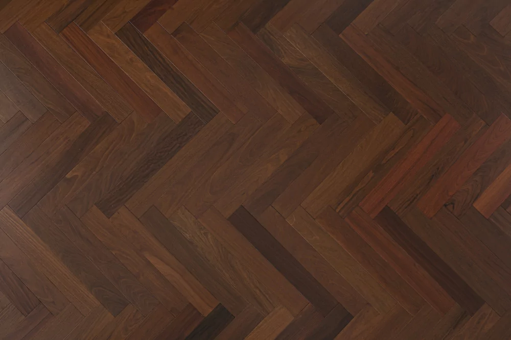 VARNISHED PRIME HERRINGBONE
