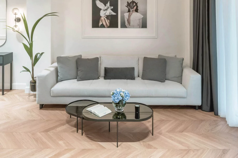 RAW SELECTION CHEVRON